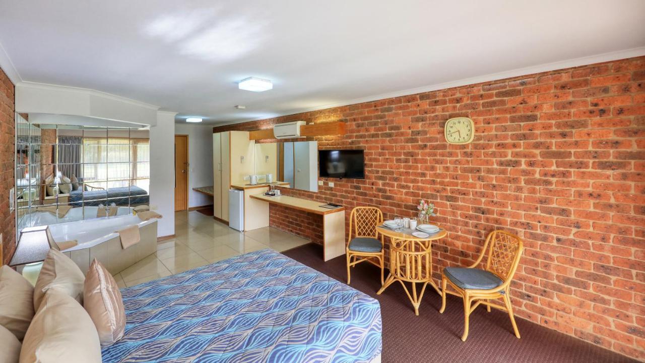 Tooleybuc Club Motor Inn 외부 사진
